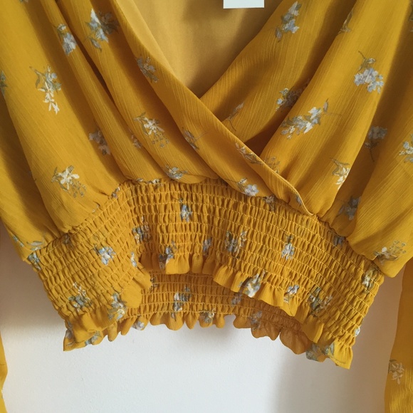 FRANCESCA'S Blue Rain Coachella Boho Crop Top NWT - Picture 5 of 10